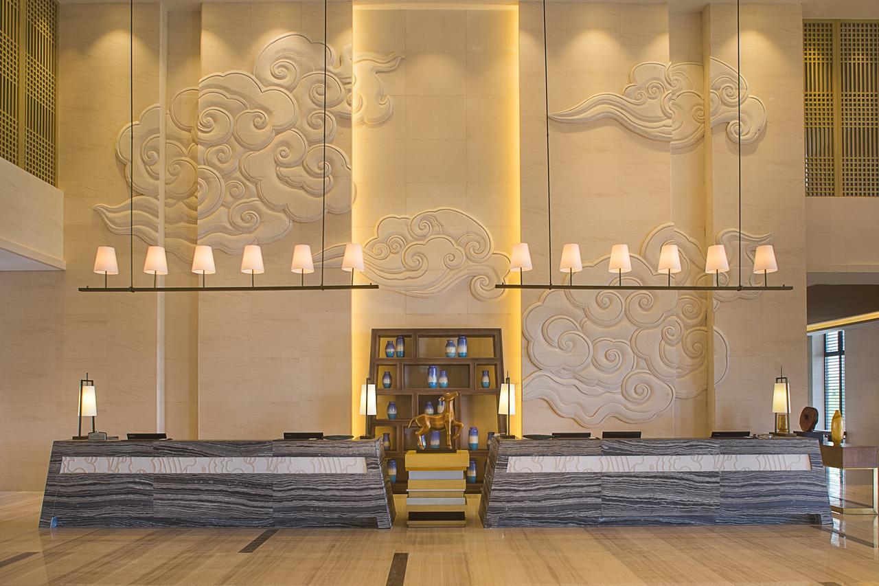 Grand New Century Hotel Санья Экстерьер фото