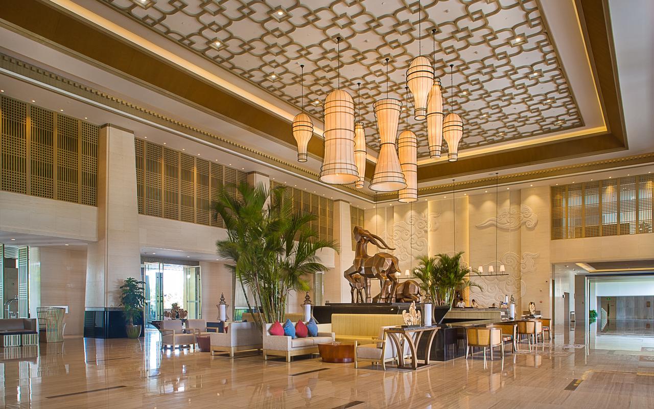 Grand New Century Hotel Санья Экстерьер фото