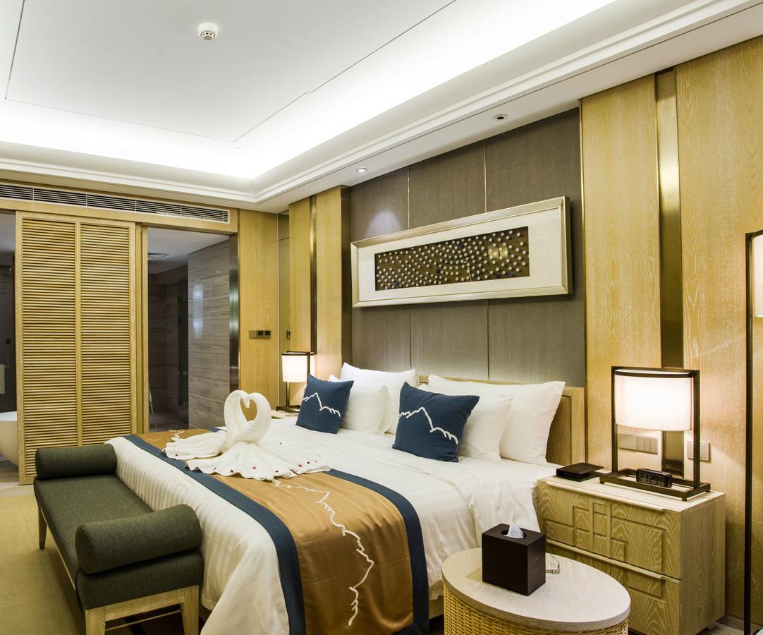 Grand New Century Hotel Санья Экстерьер фото