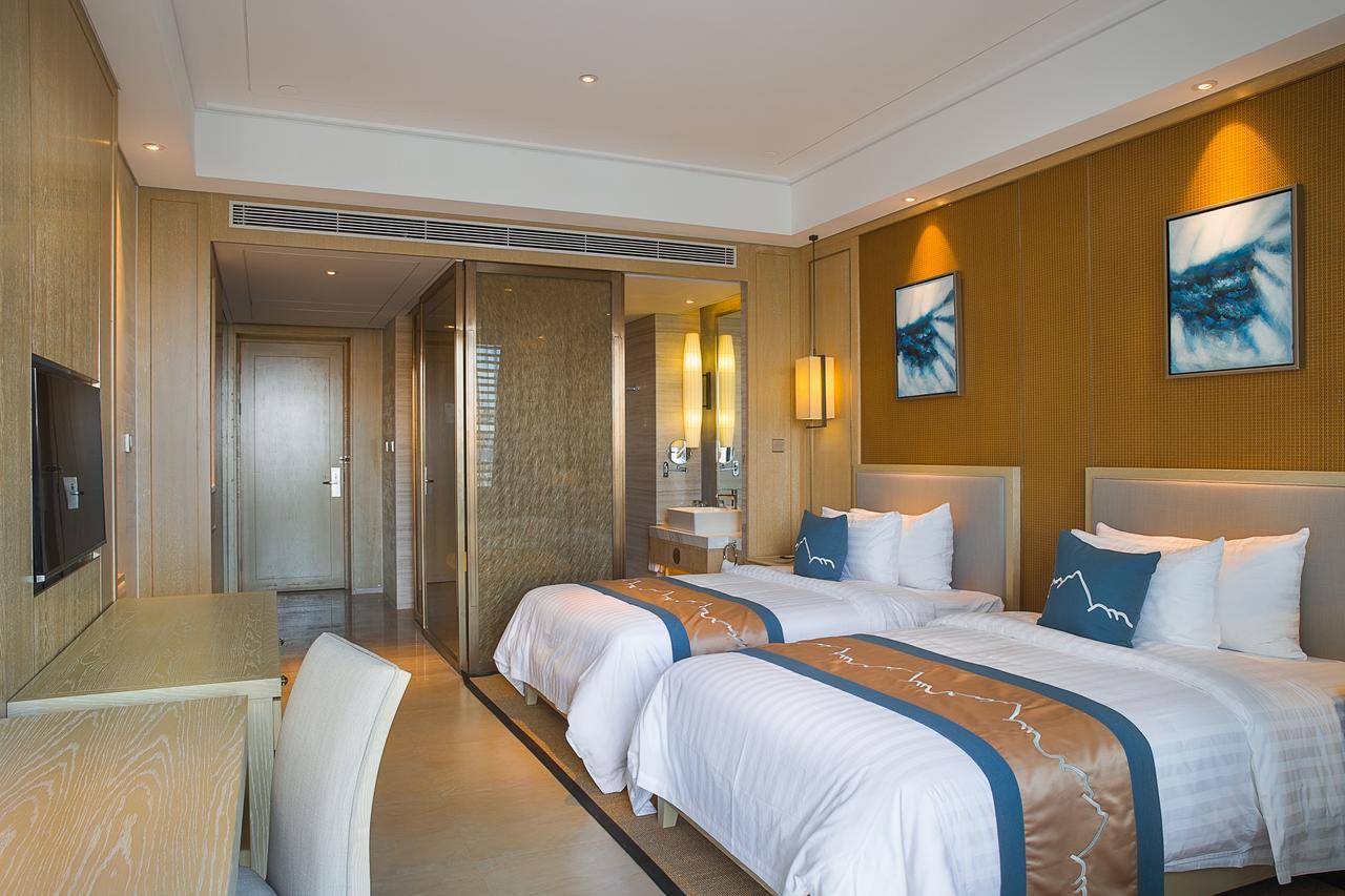 Grand New Century Hotel Санья Экстерьер фото
