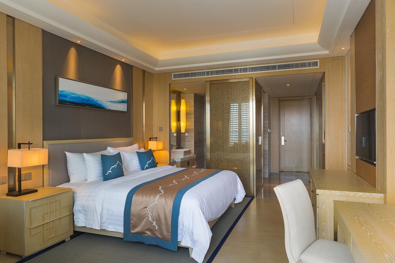 Grand New Century Hotel Санья Экстерьер фото
