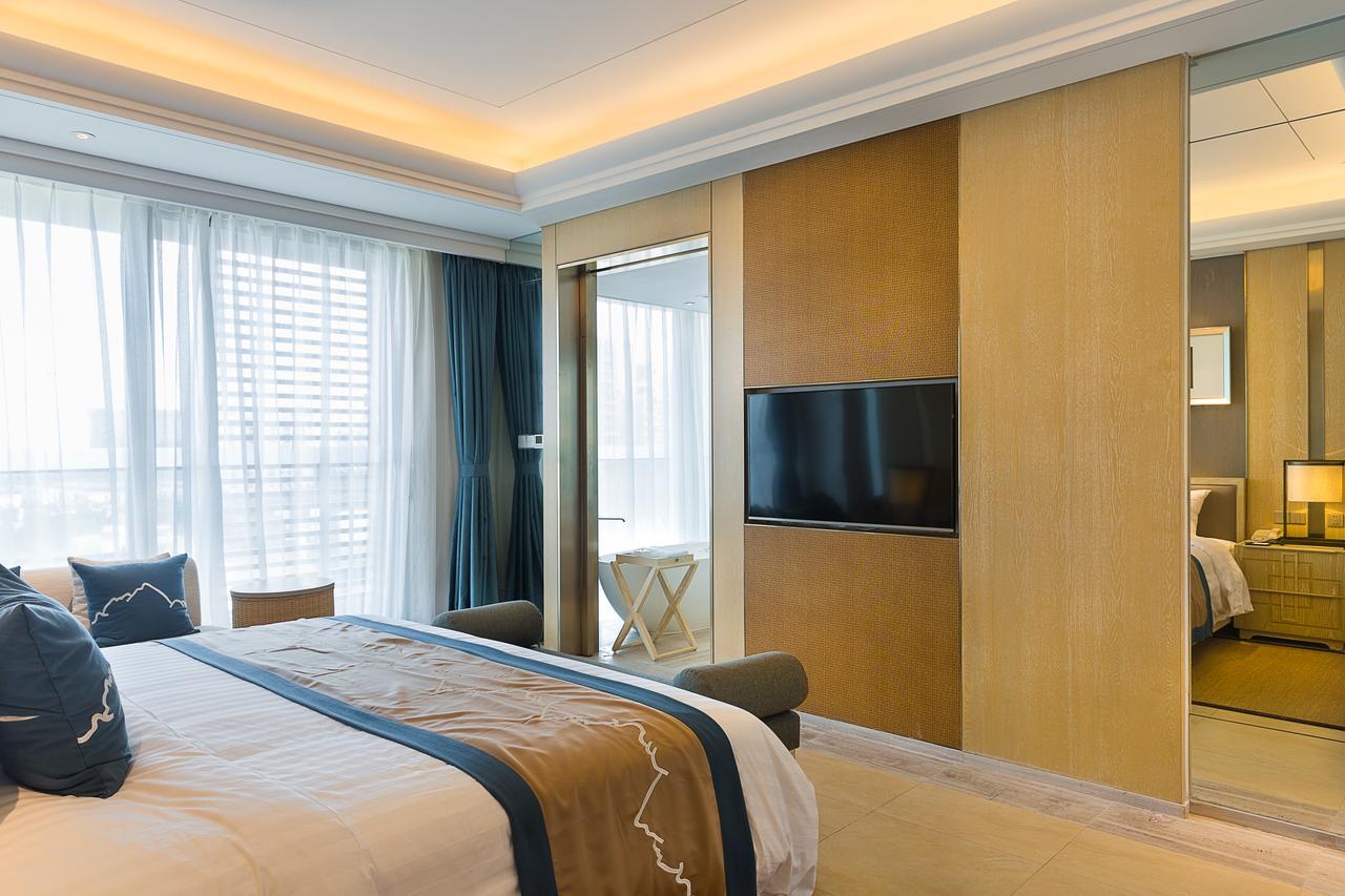 Grand New Century Hotel Санья Экстерьер фото